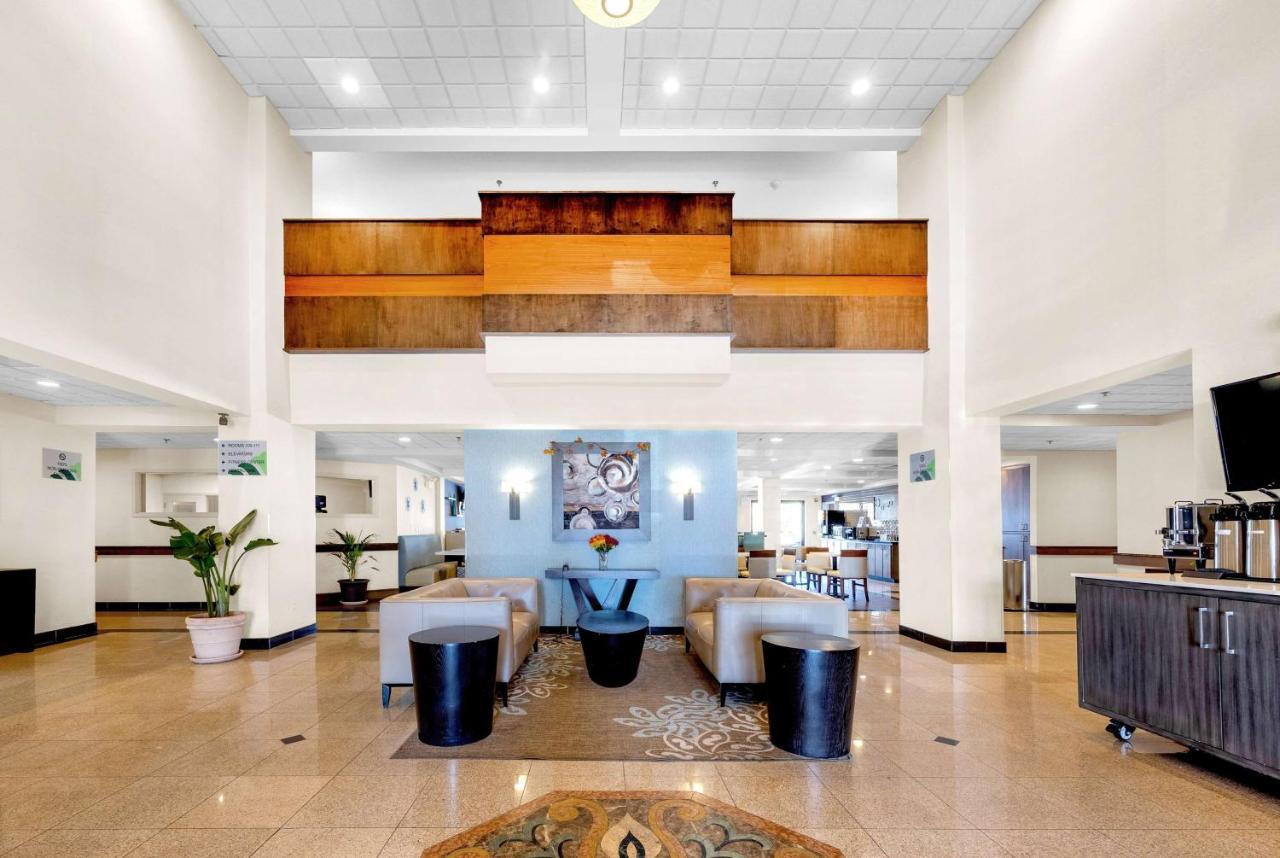 Wingate By Wyndham Chicago Schaumburg Hotel Exterior photo